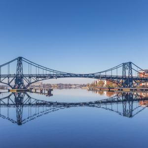 Kaiser-Wilhelm-Brücke über den Großen Hafen | Kaiser Wilhelm Bridge over the Great Harbour
