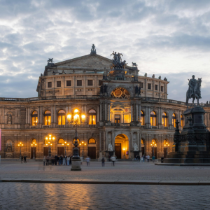 Semperoper Dresden bei Abenddämmerung | Semper Opera House Dresden at Twilight