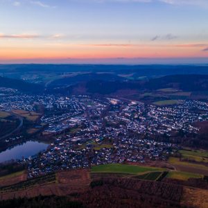 Olsberg im Sauerland bei Sonnenuntergang | Olsberg in the Sauerland at Sunset
