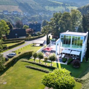 Exklusive Villa in Olsberg mit großzügigem Grundstück | Exclusive Villa in Olsberg with Spacious Grounds