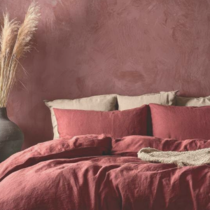 Schlafzimmer mit stilvollem Farbspiel | Bedroom with Elegant Color Concept